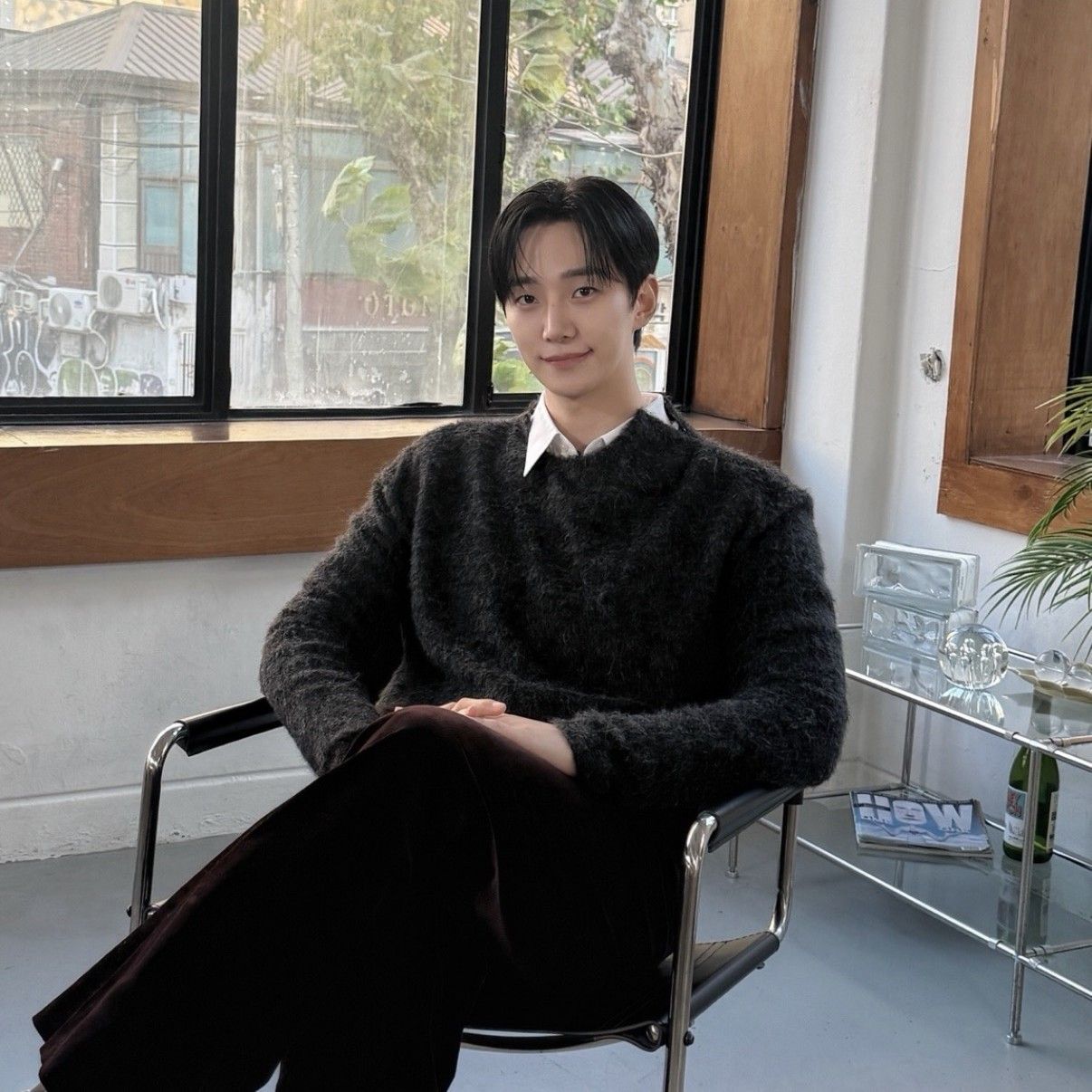 イ・ジュノの最近の活動ショット