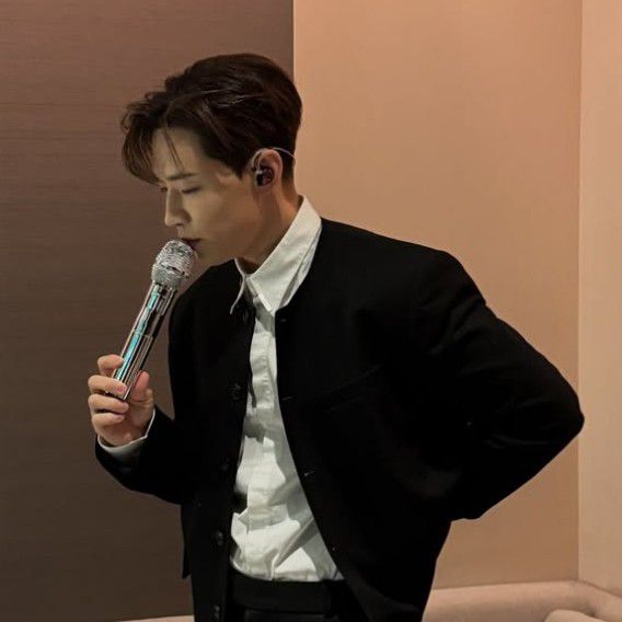 Latest photo of Henry