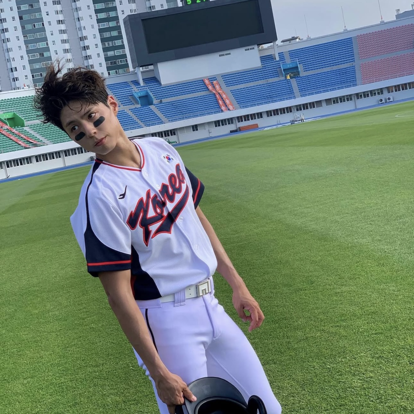 A moment captured by a fan of Park Bogum