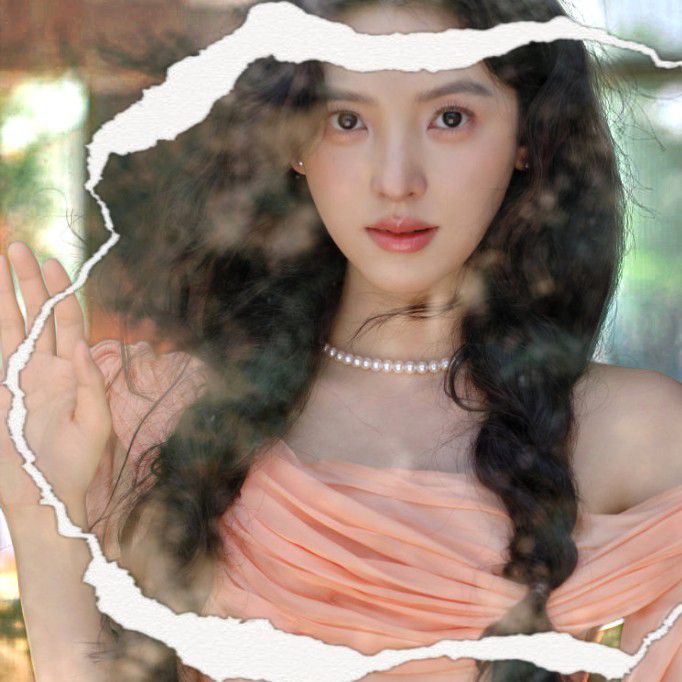 Latest photo of Zhang Ruonan