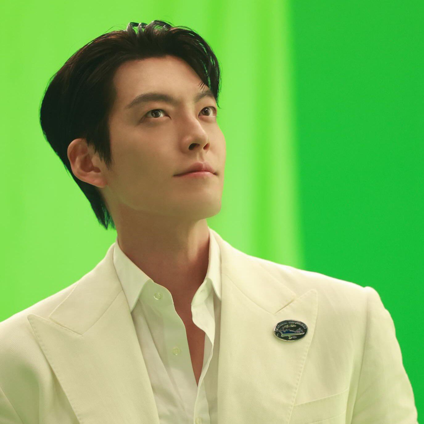 Recent activity shot of Kim Woobin