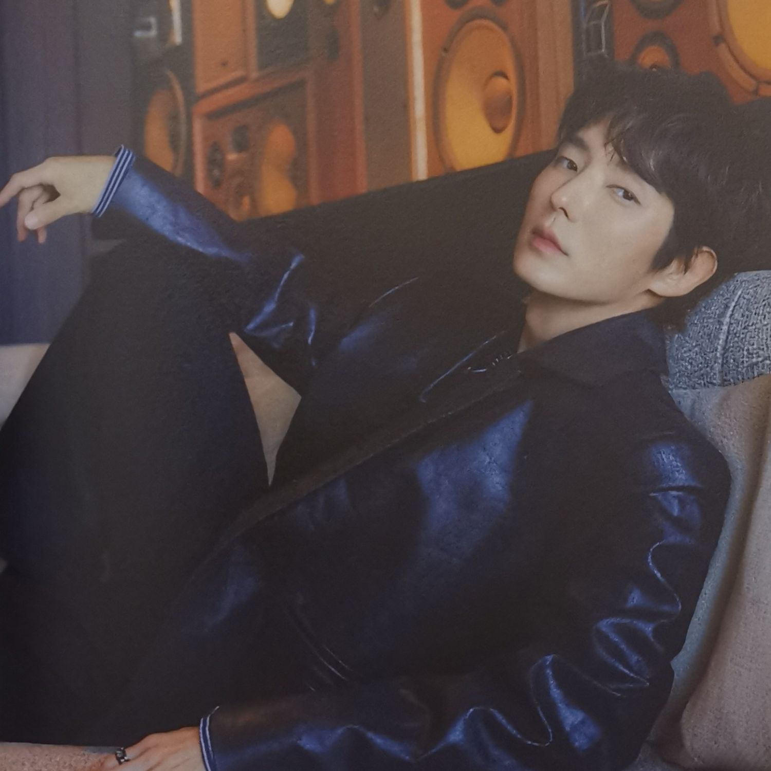 Behind-the-scenes cut of Lee Joongi