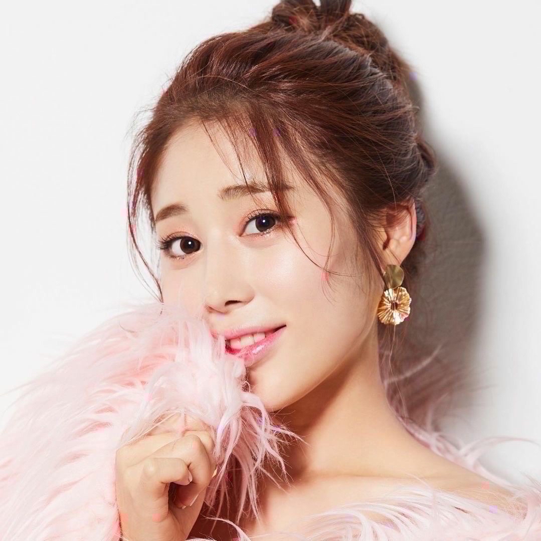 Recent activity shot of Kim Soyou