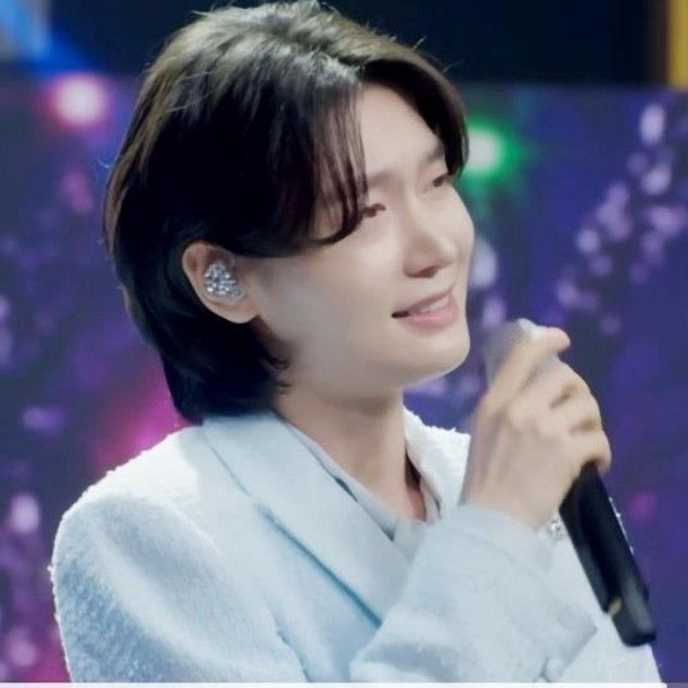 Latest photo of Kim Yongbin