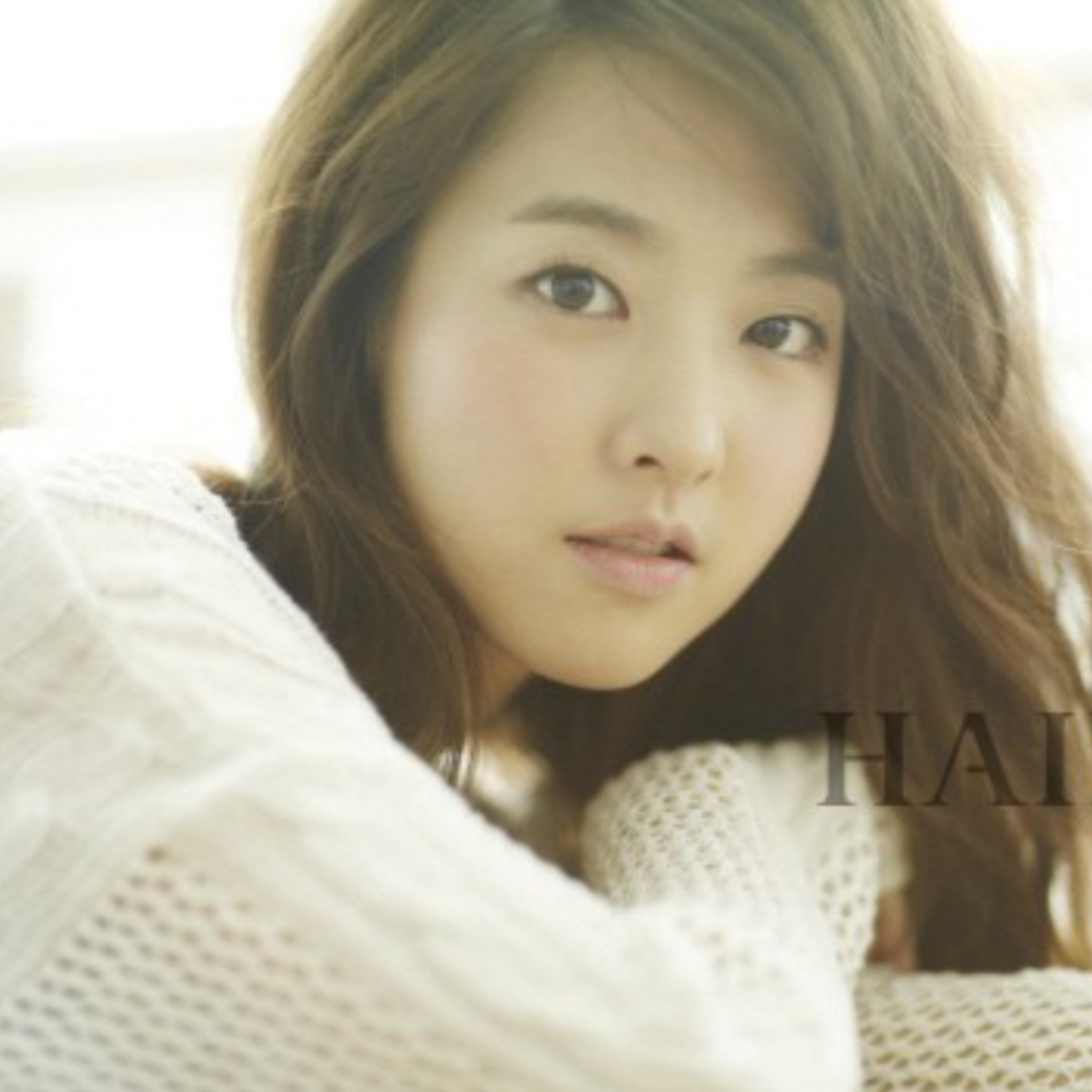 A moment captured by a fan of Park Boyoung