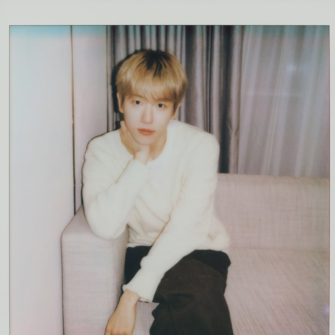 A moment captured by a fan of Baekhyun