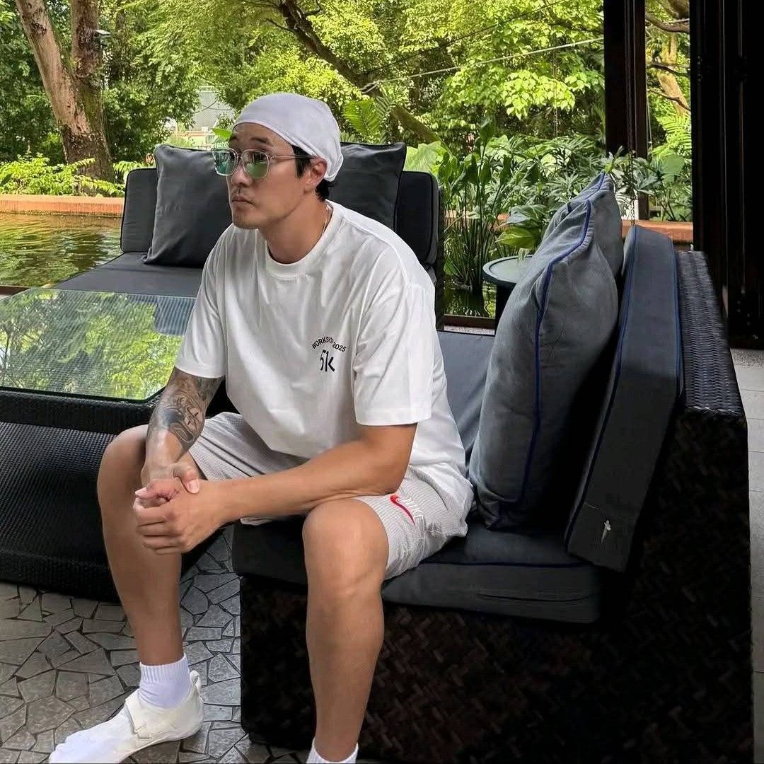 Recent activity shot of So Jisub