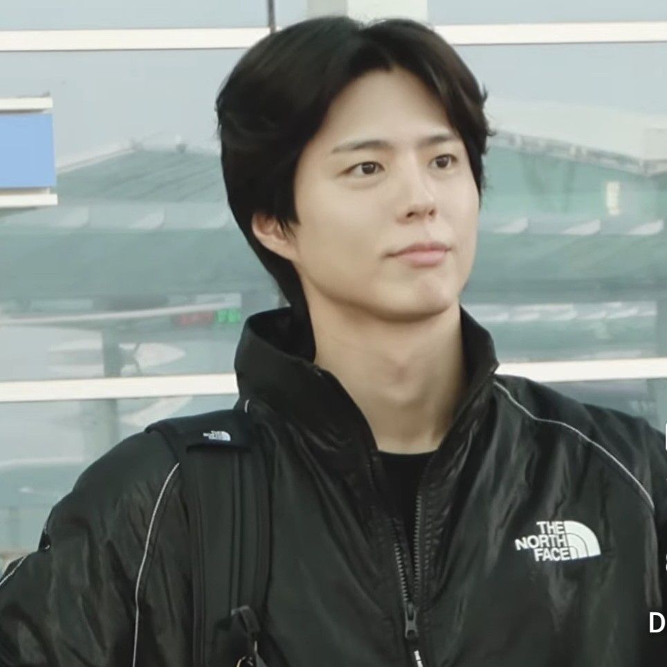 Latest photo of Park Bogum