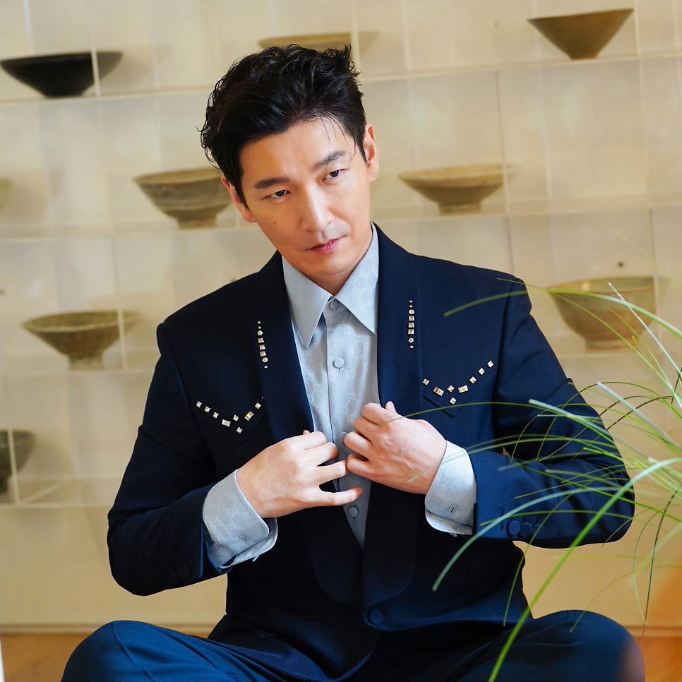 Behind-the-scenes cut of Cho Seungwoo 