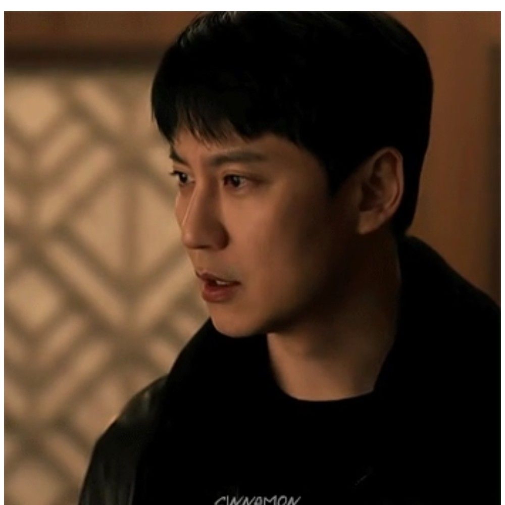 Behind-the-scenes cut of Kim Namgil