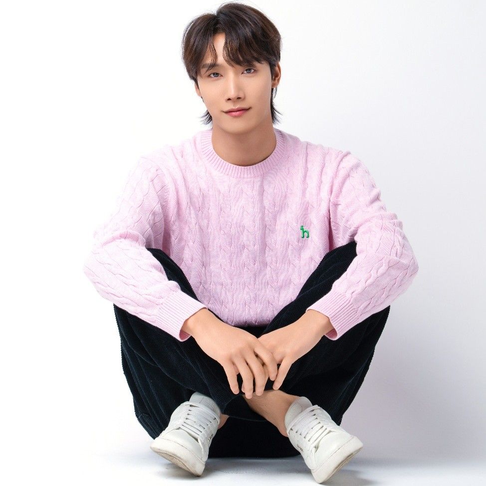 Recent activity shot of Choi Woojin