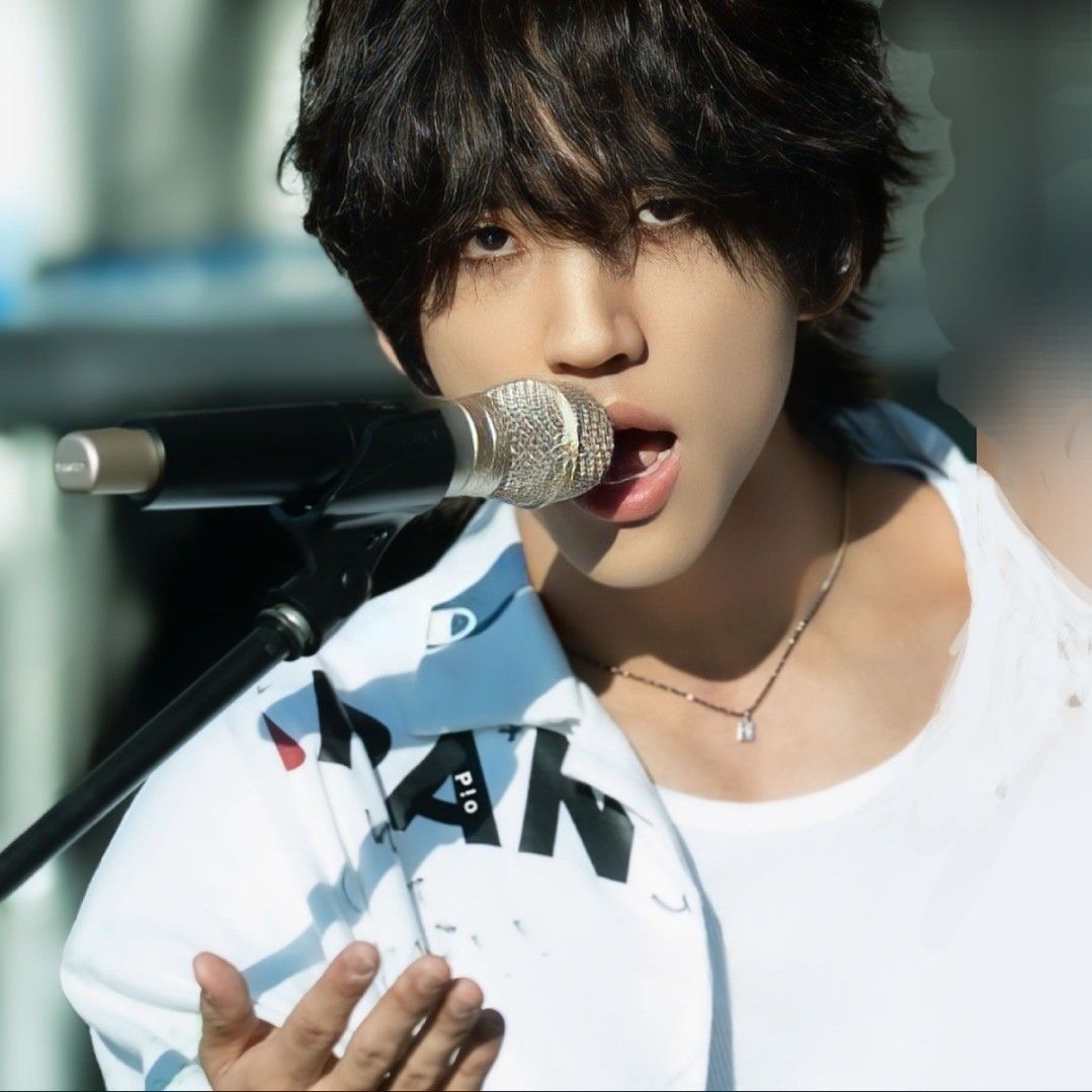 Recent activity shot of Lee Seungyoon
