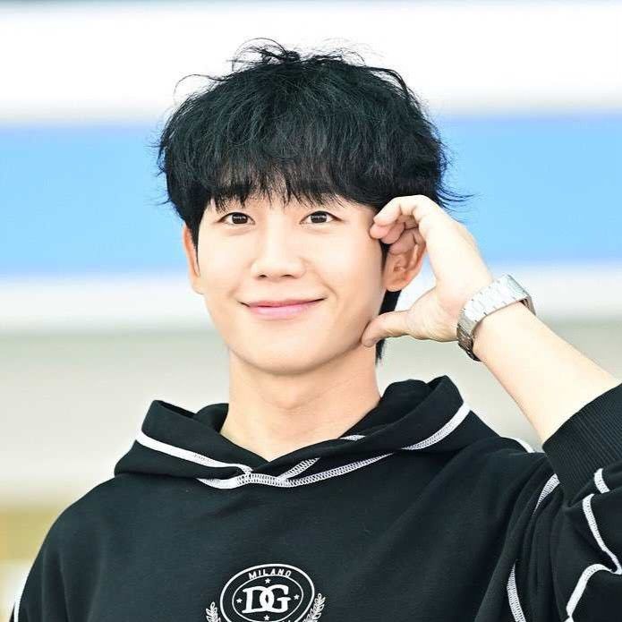 Latest photo of Jung Haein