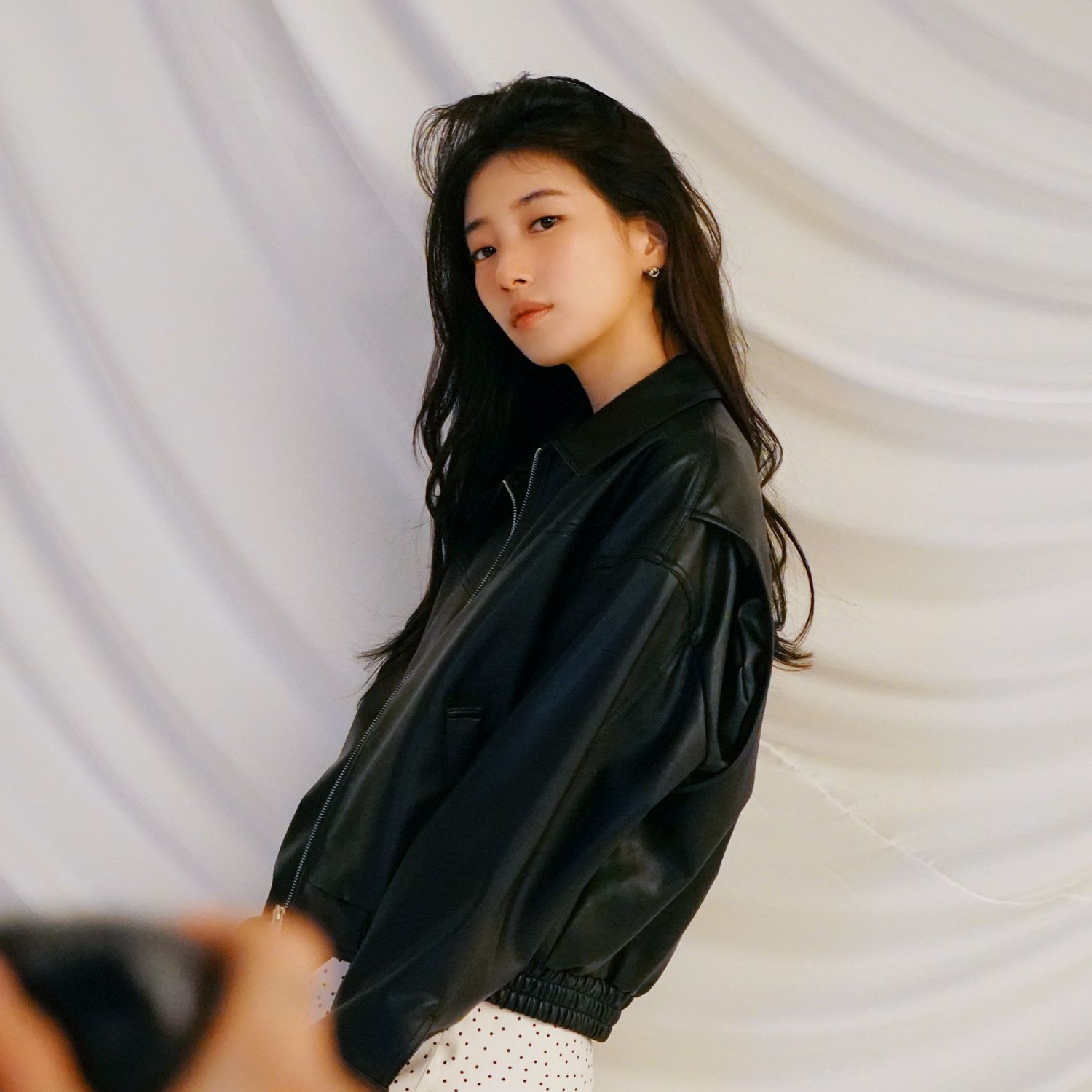 ペ・スジのビハインドカット