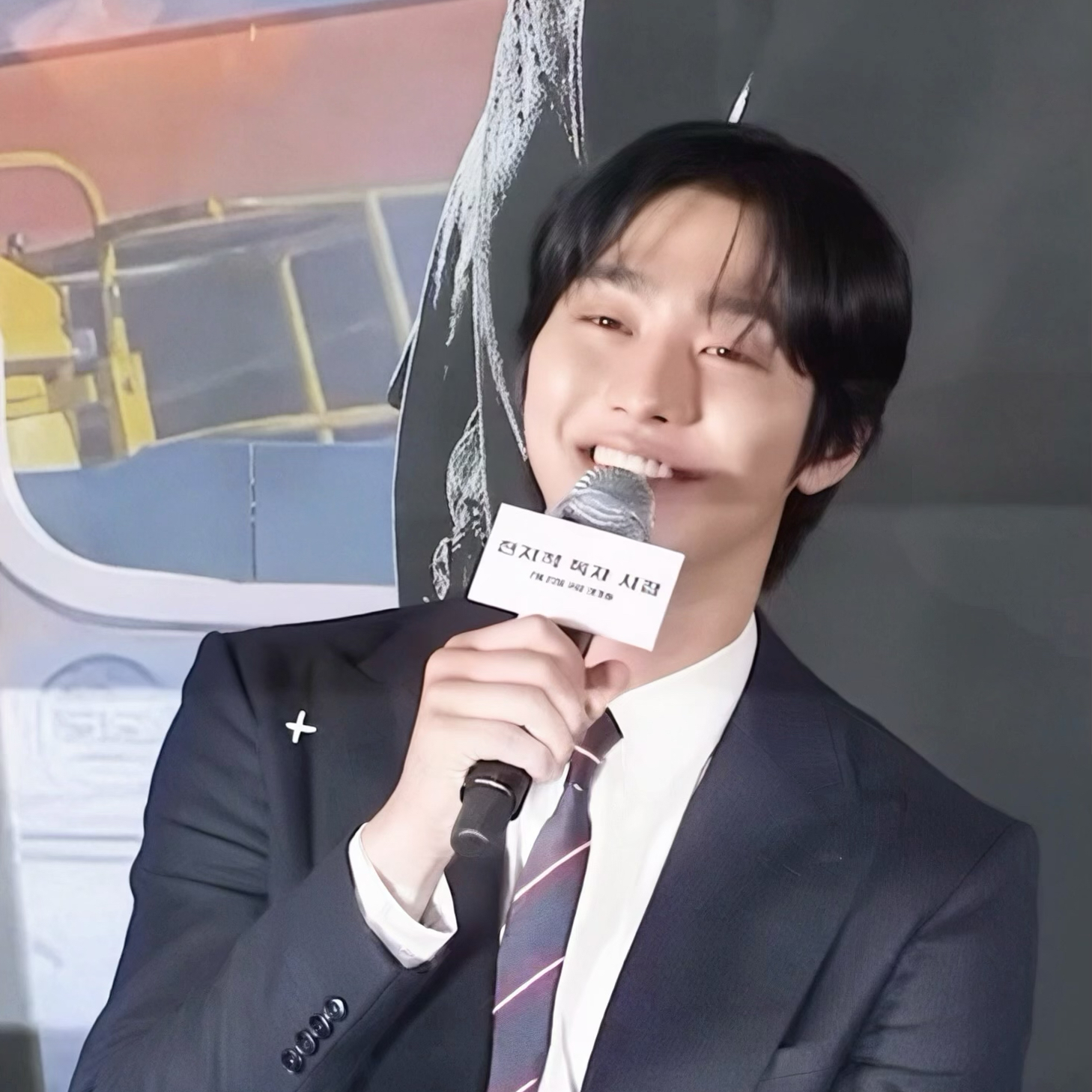 Recent activity shot of Ahn Hyoseop
