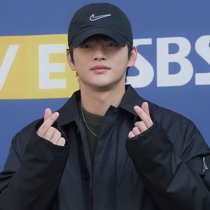 A moment captured by a fan of Seo Inguk