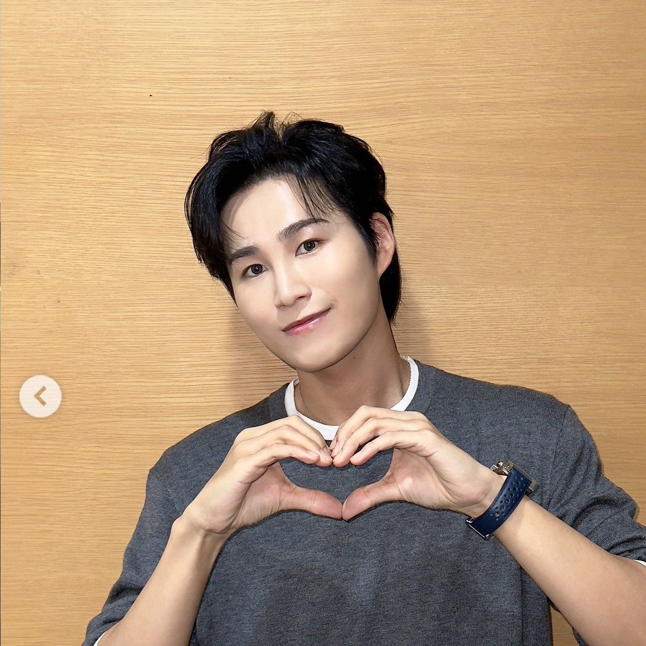 김희재의 비하인드 컷