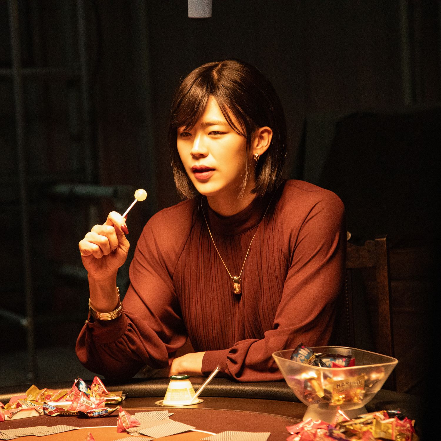 Behind-the-scenes cut of Park Jihyeon