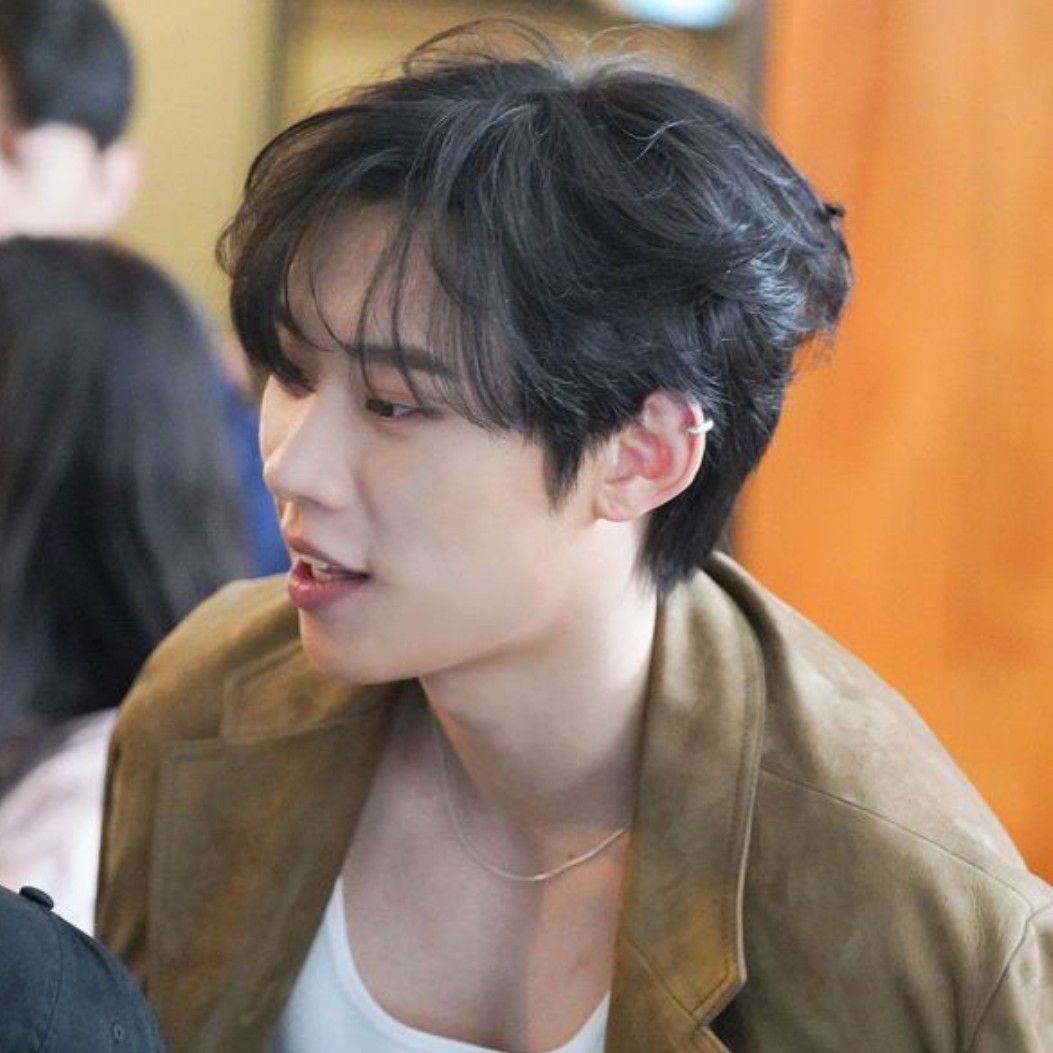 Recent activity shot of Kim Sungcheol