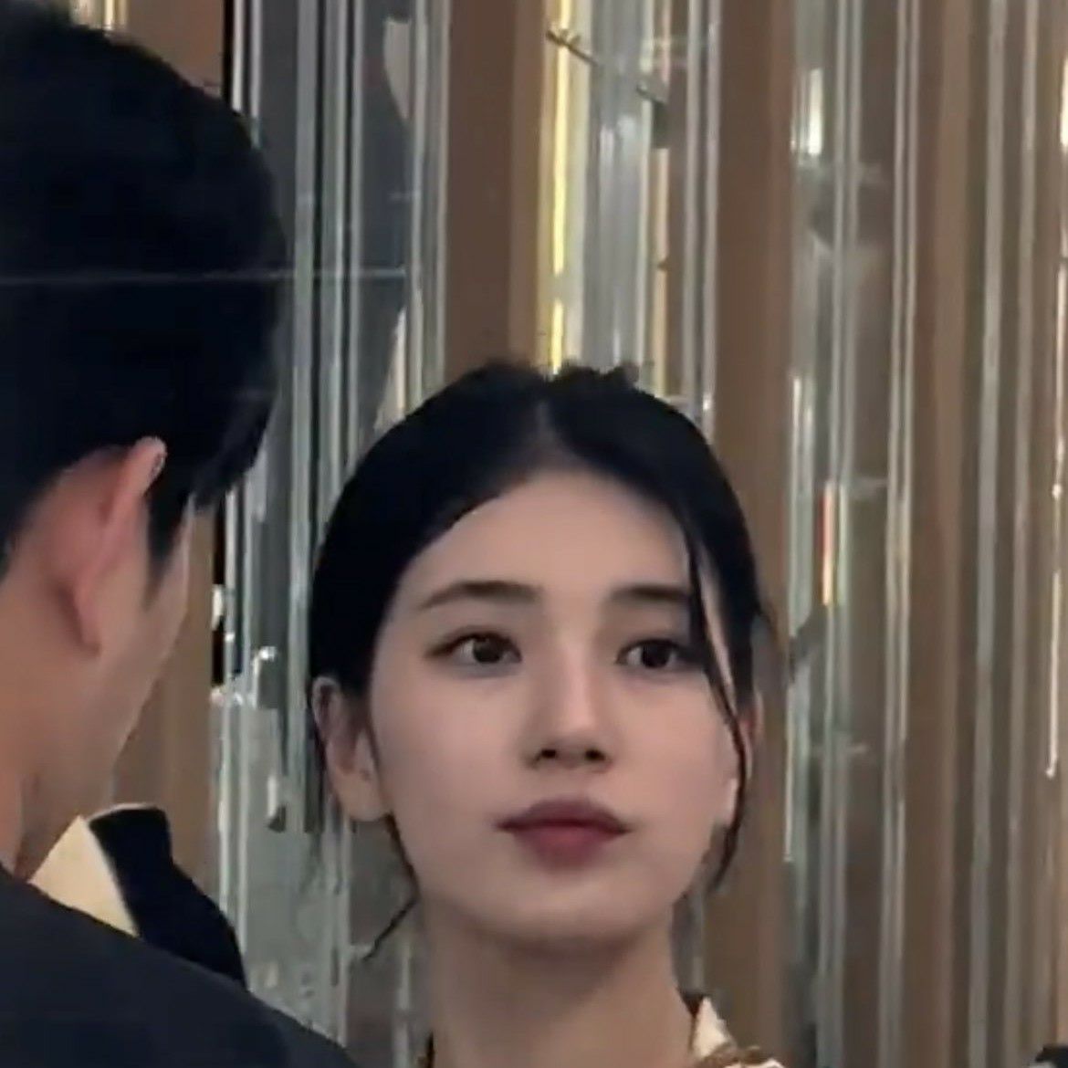 Recent activity shot of Bae Suzy
