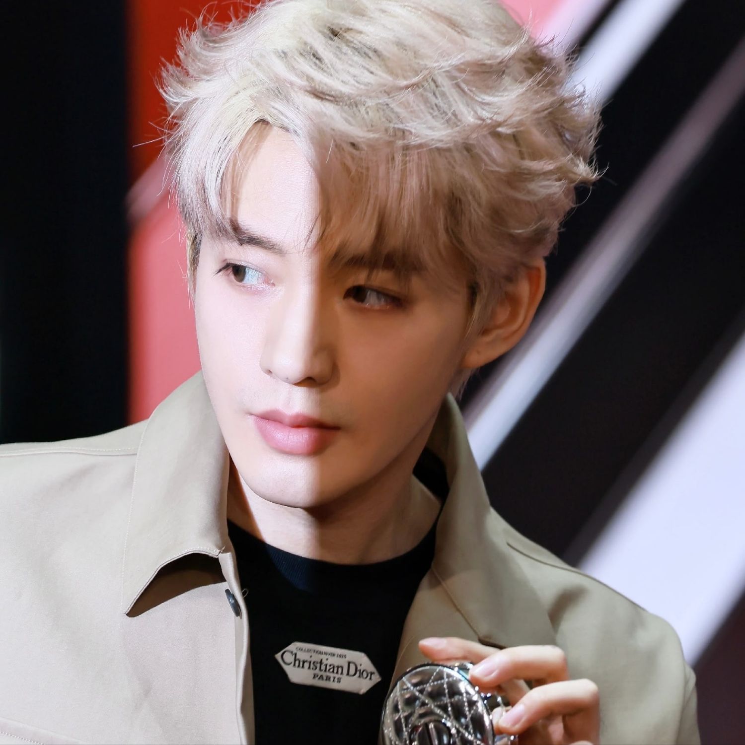 Momen yang diabadikan oleh penggemar Deng Wei