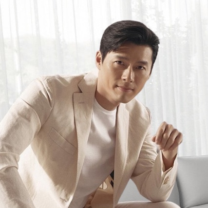Latest photo of Hyun Bin