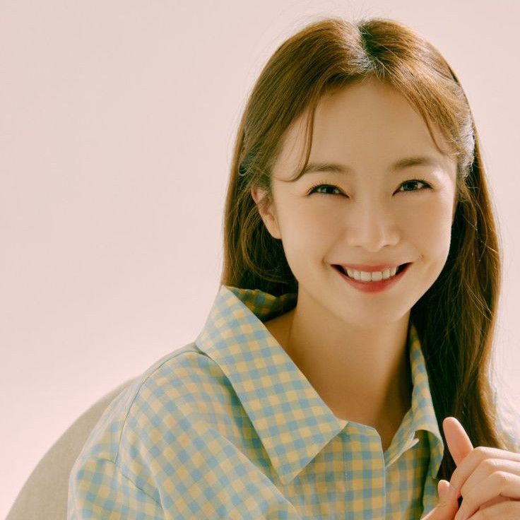 Behind-the-scenes cut of Jeon Somin