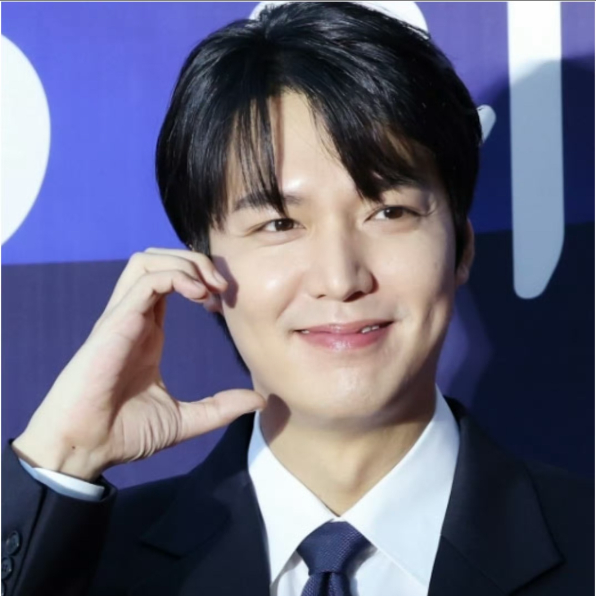 Recent activity shot of Lee Minho