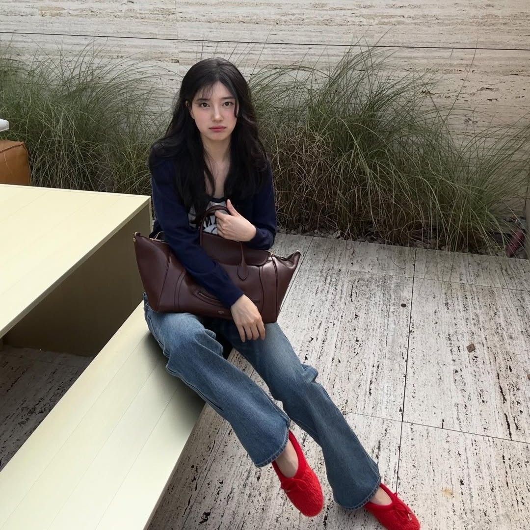 Behind-the-scenes cut of Bae Suzy