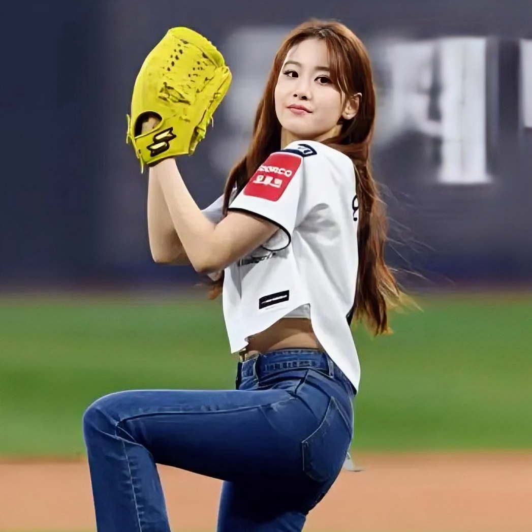 A moment captured by a fan of Oh Yujin