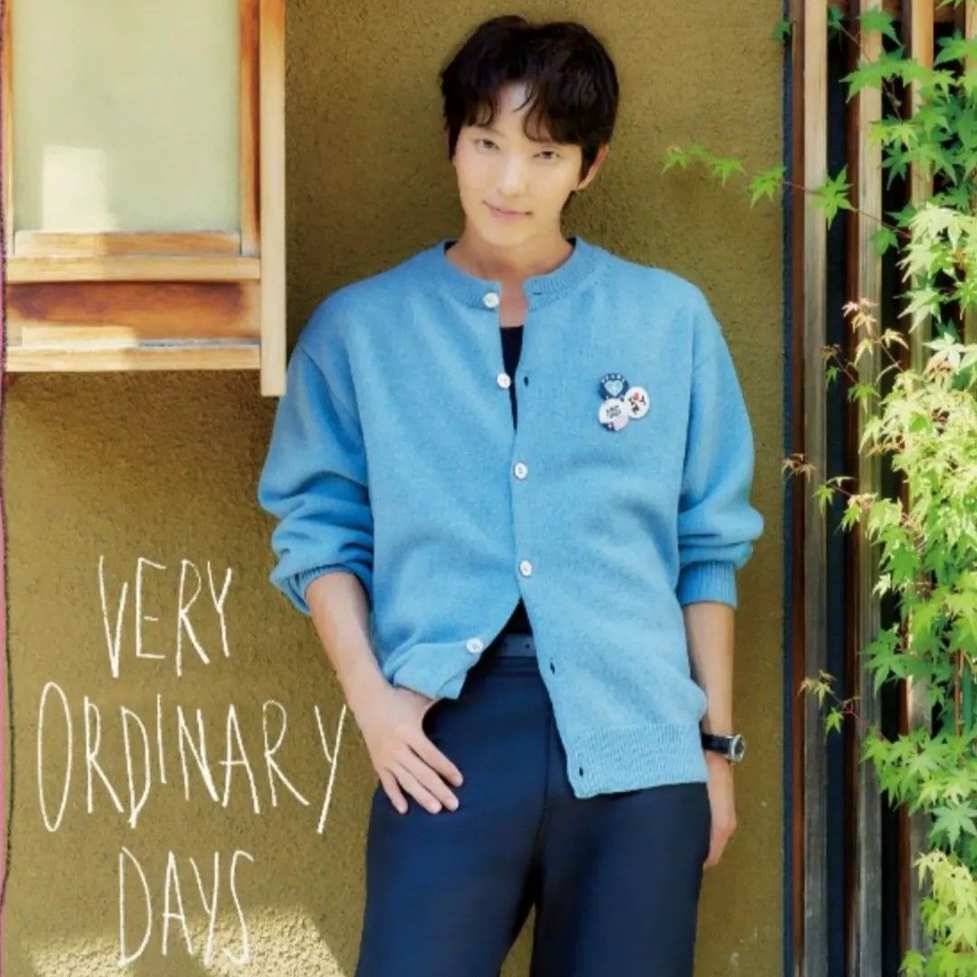 Latest photo of Lee Joongi