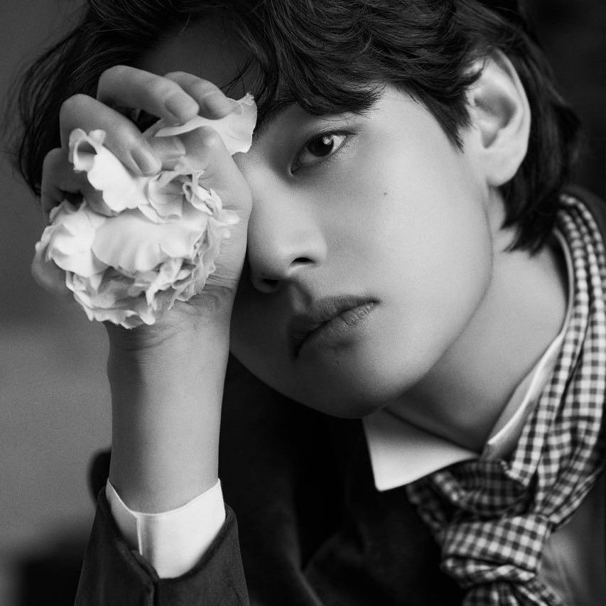 Behind-the-scenes cut of Kim Taehyung (V)