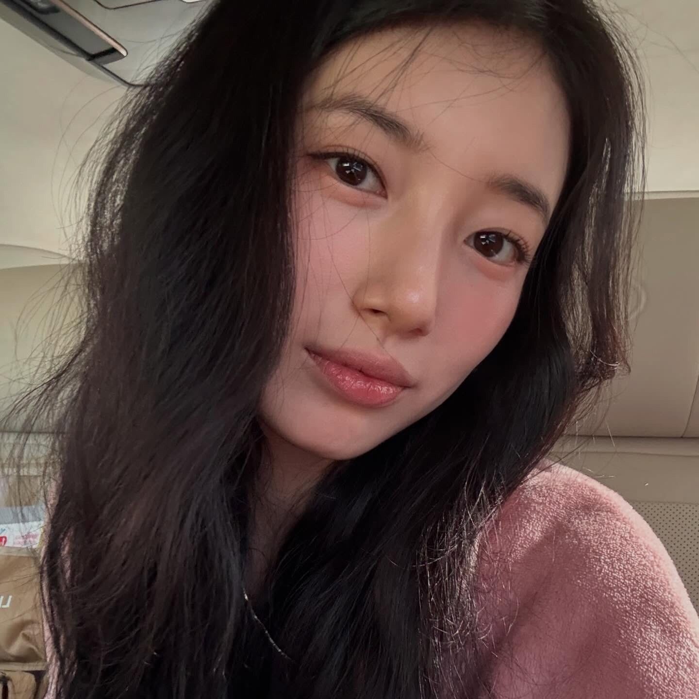 A moment captured by a fan of Bae Suzy