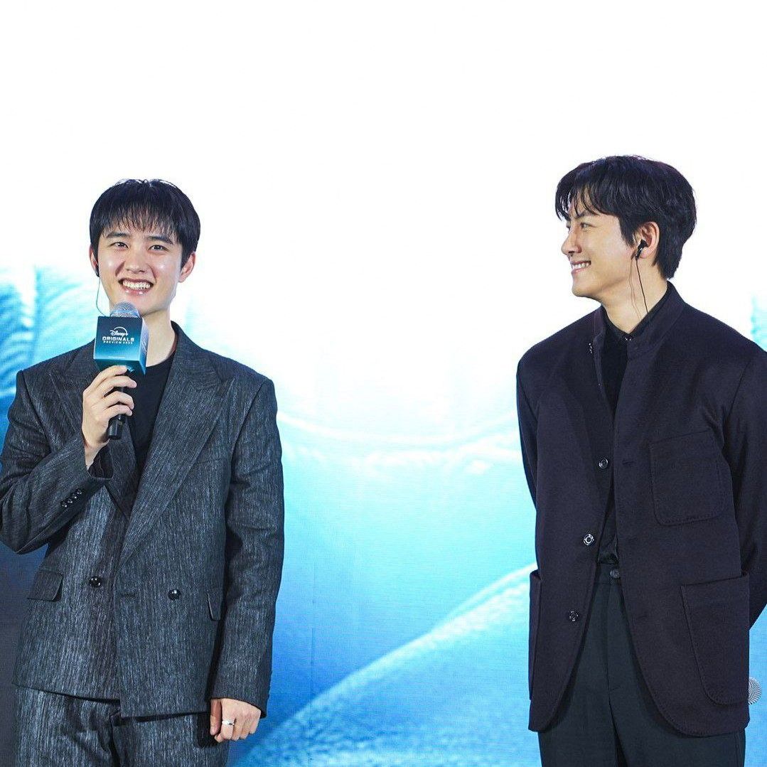 都暻秀 (D.O.)的最新照片