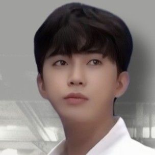 Behind-the-scenes cut of Lim Youngwoong