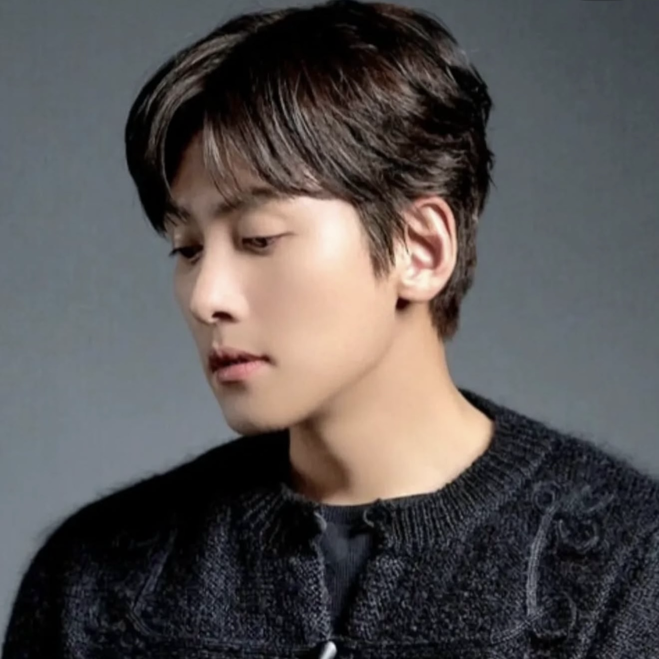 粉絲拍下的池昌旭瞬間