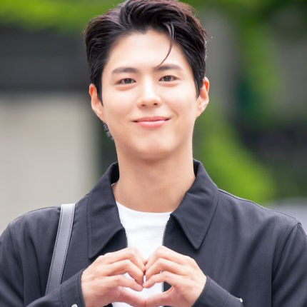 Recent activity shot of Park Bogum