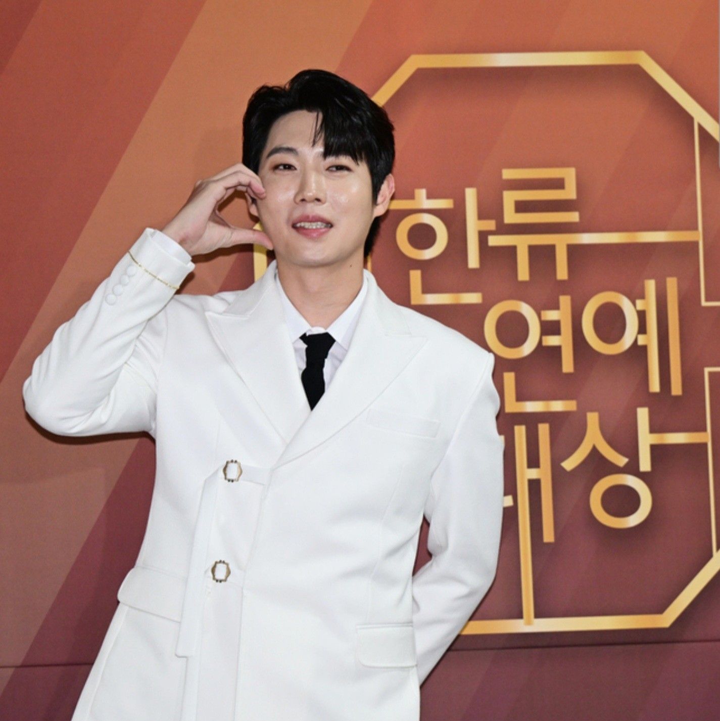 Recent activity shot of Son Taejin