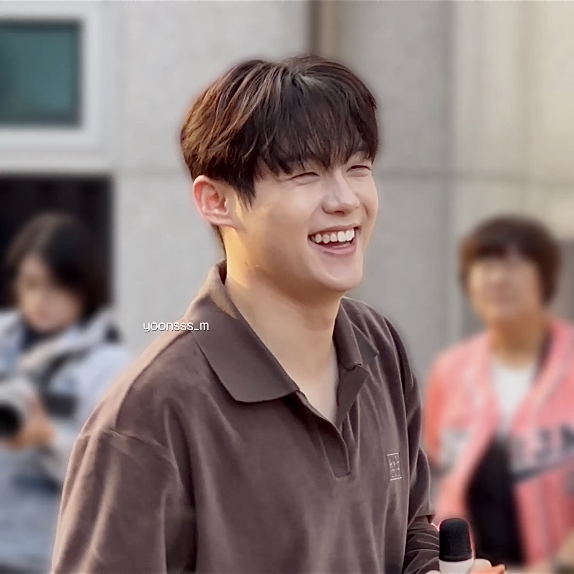 A moment captured by a fan of Choi Jaemyeong