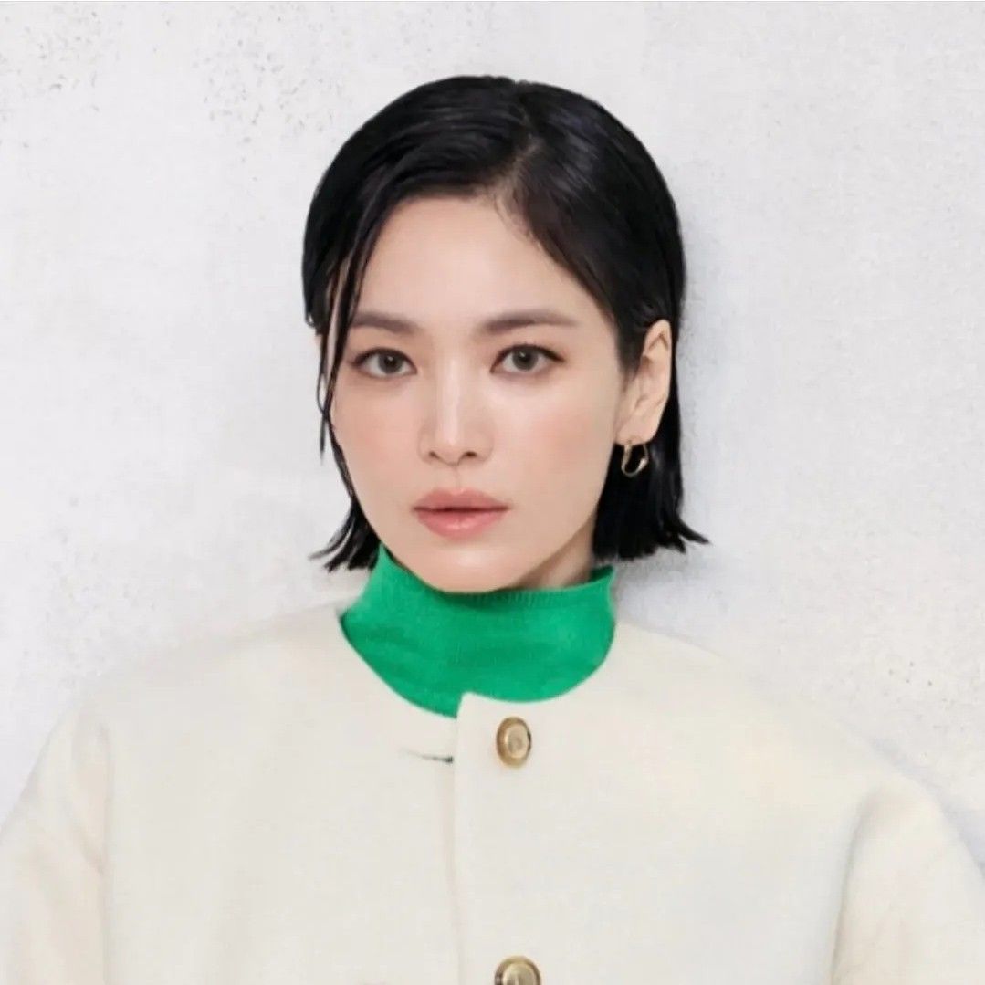 A moment captured by a fan of Song Hyekyo