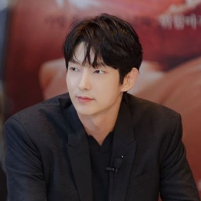 Recent activity shot of Lee Joongi