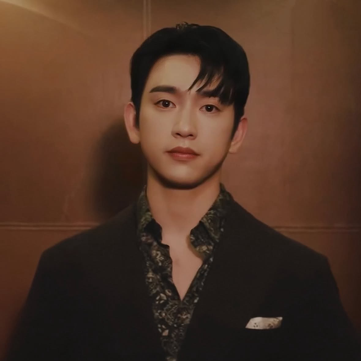 A moment captured by a fan of Park Jinyoung