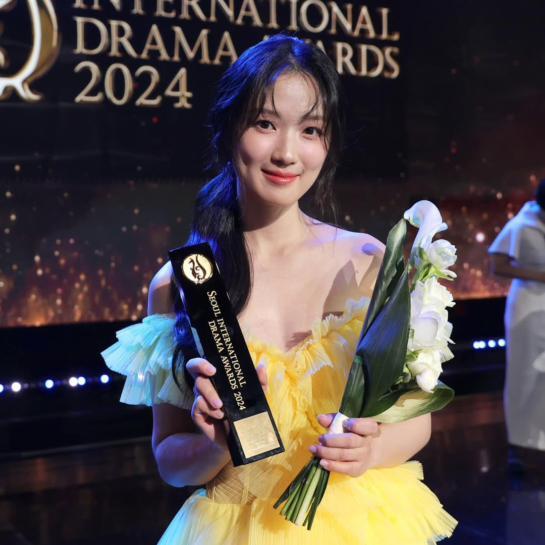 粉絲拍下的金惠奫瞬間