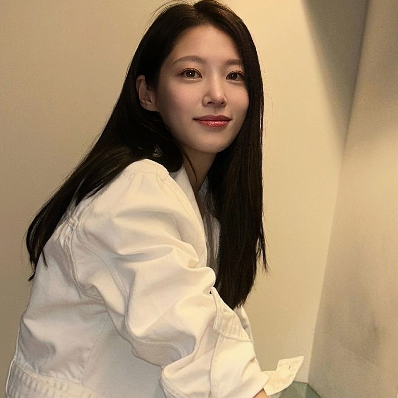 Latest photo of Gong Seungyeon