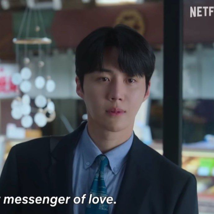 Behind-the-scenes cut of Kim Seonho