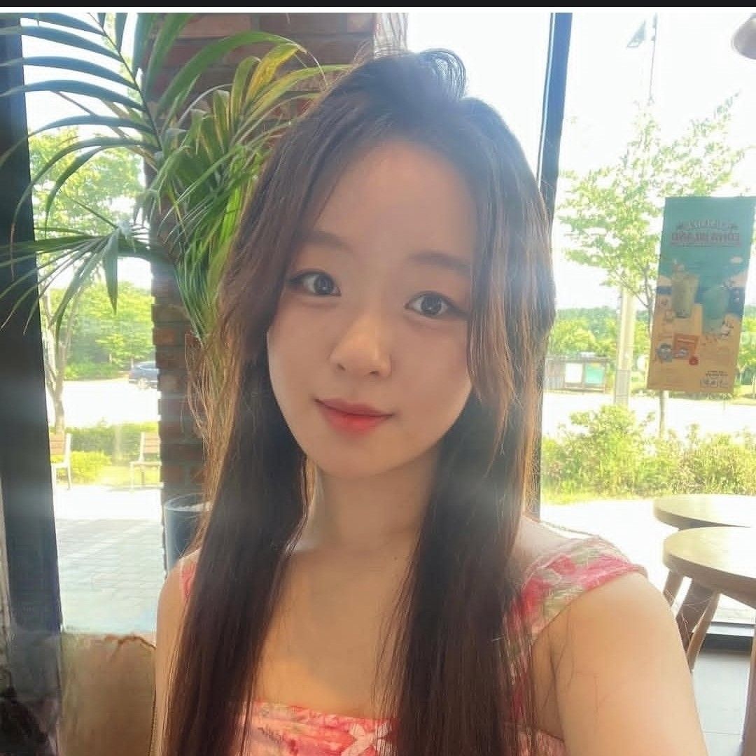 Latest photo of Chae Suhyeon