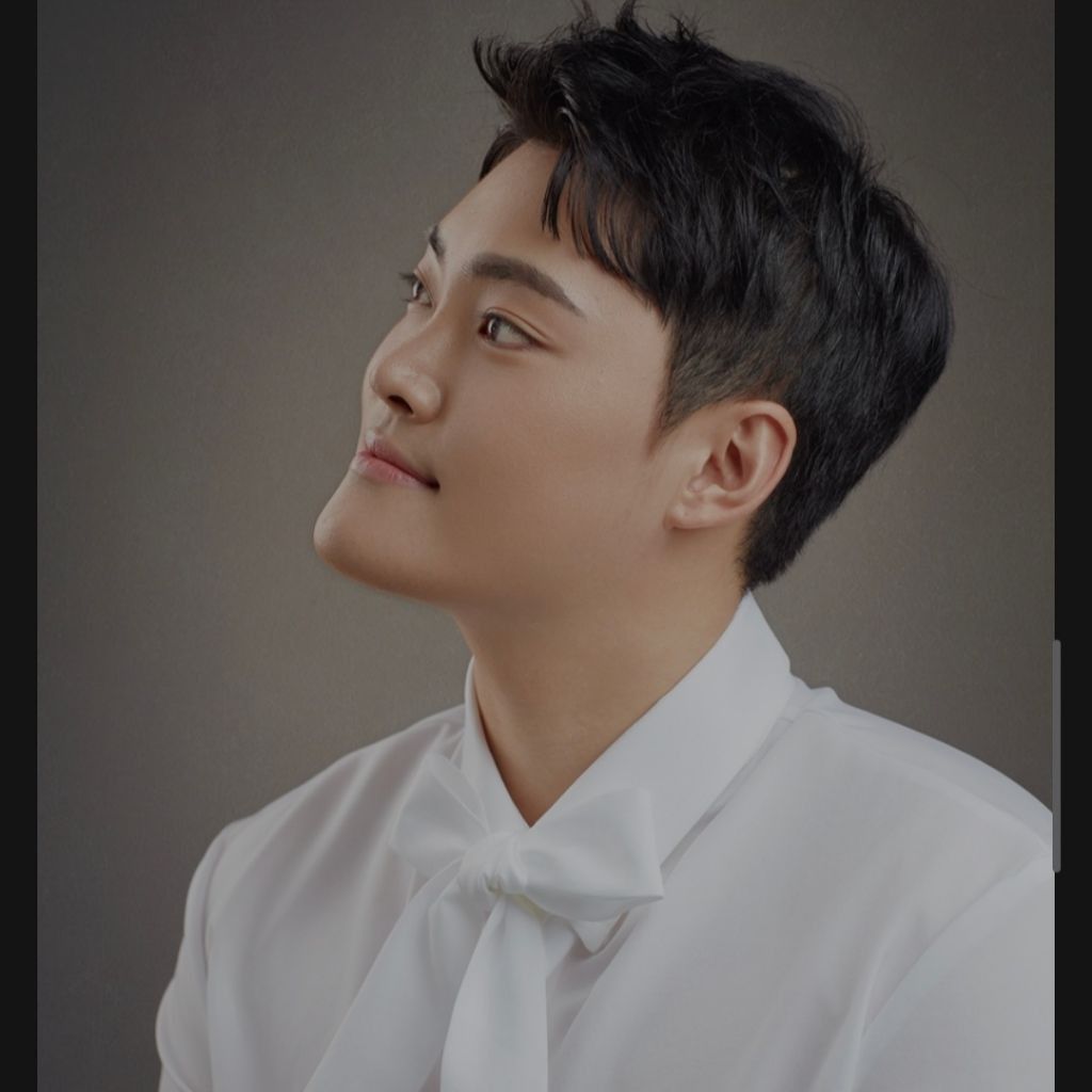 Recent activity shot of Kim Kyungmin