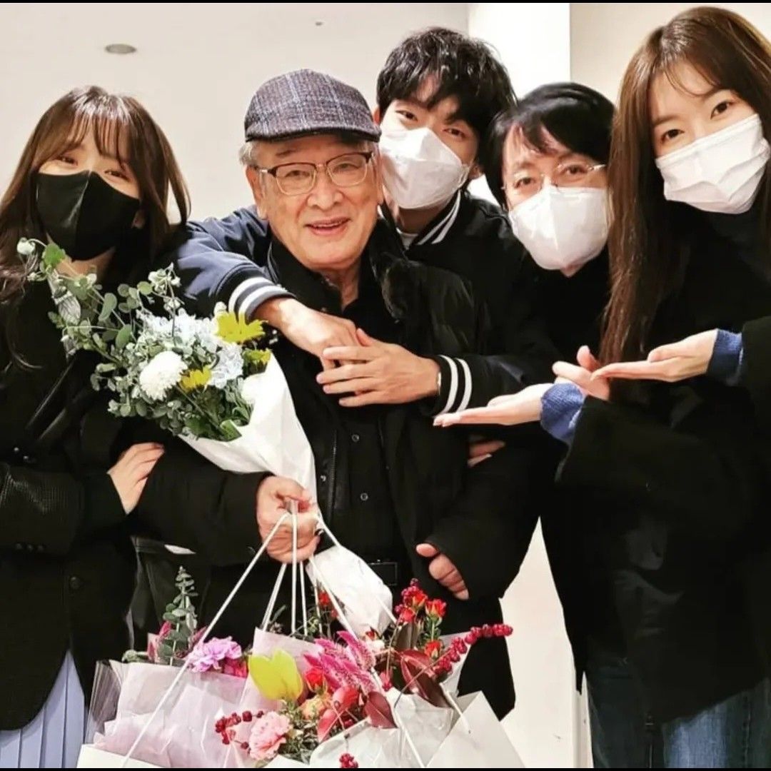 Latest photo of Lee Joongi