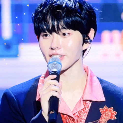 Behind-the-scenes cut of Lee Byeongchan