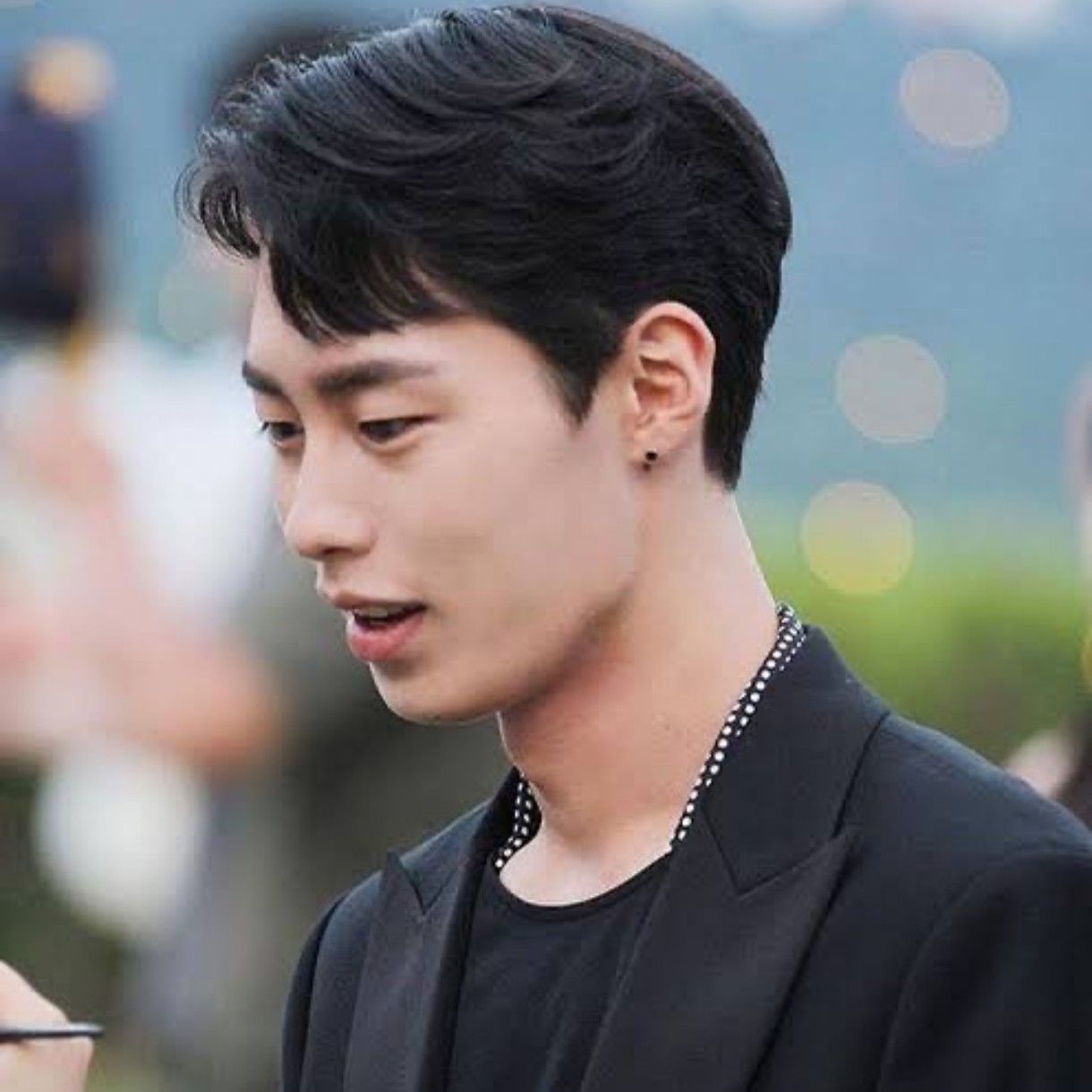 Recent activity shot of Lee Jaewook
